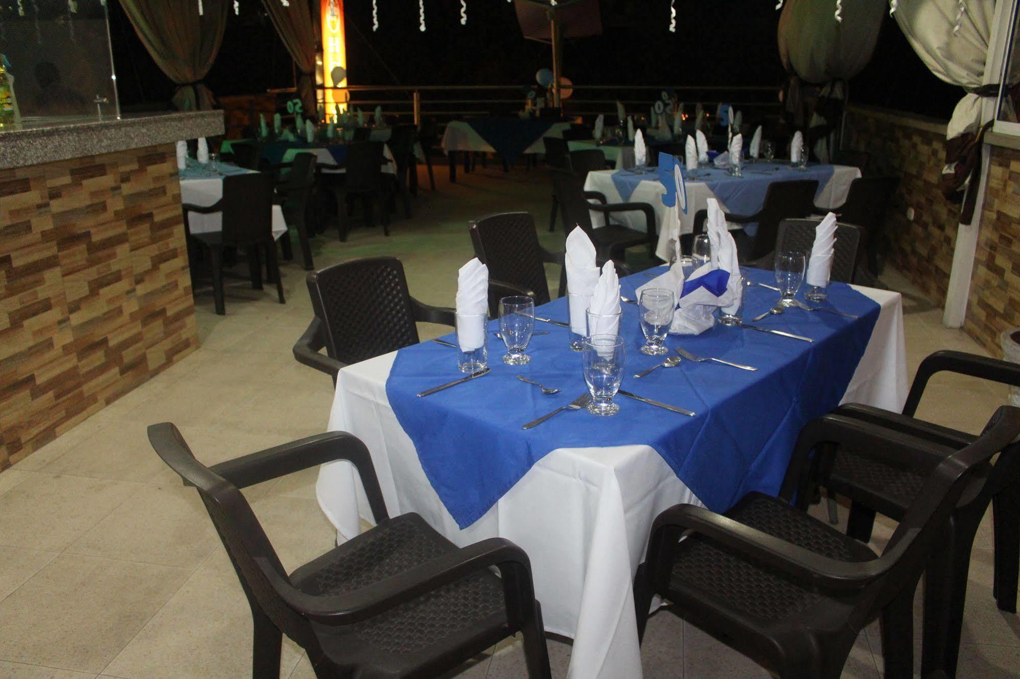 Ayenda 1501 Metropolitana Plaza Hotel Bucaramanga Exterior foto